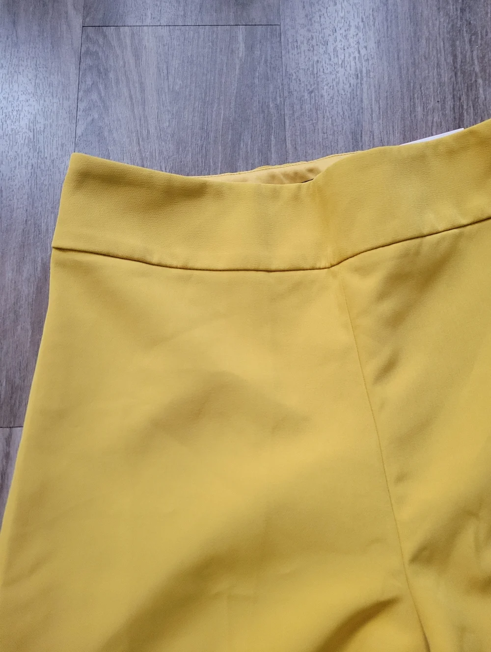 Express Mustard Wide-Leg Cropped Pants